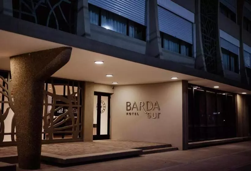 ホテル Barda Sur