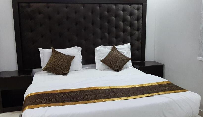 فندق Golden Retan