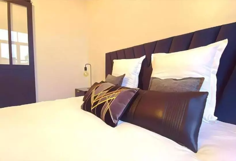 Hotelli Le Manoir Du Monde