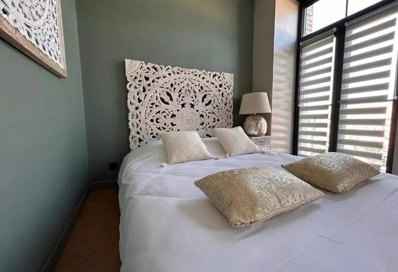 Hotelli Le Manoir Du Monde