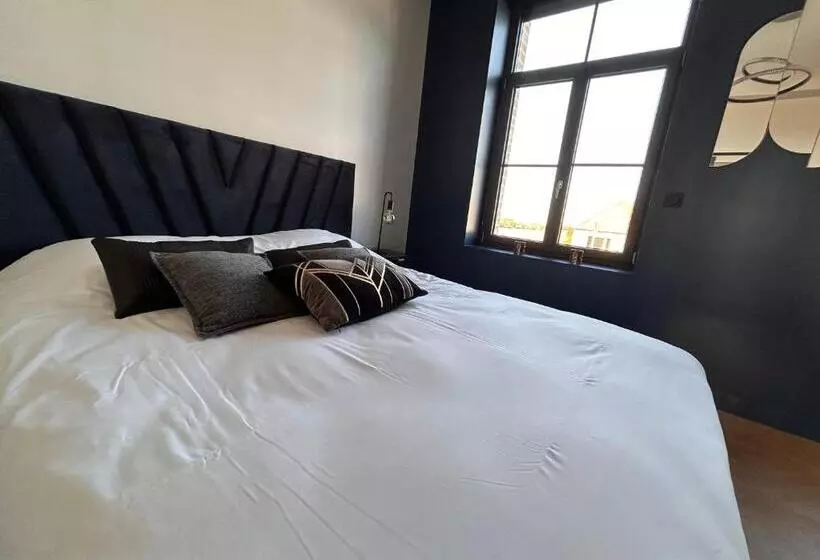 Hotelli Le Manoir Du Monde