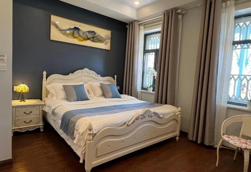 Majatalo Wesley Rosegarden 庐山卫斯里玫瑰园别墅