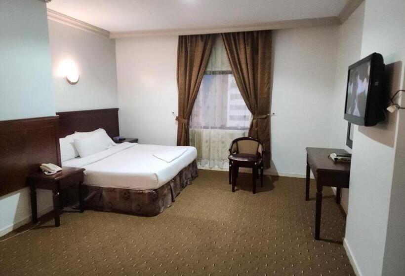 فندق مسارات المشاعر