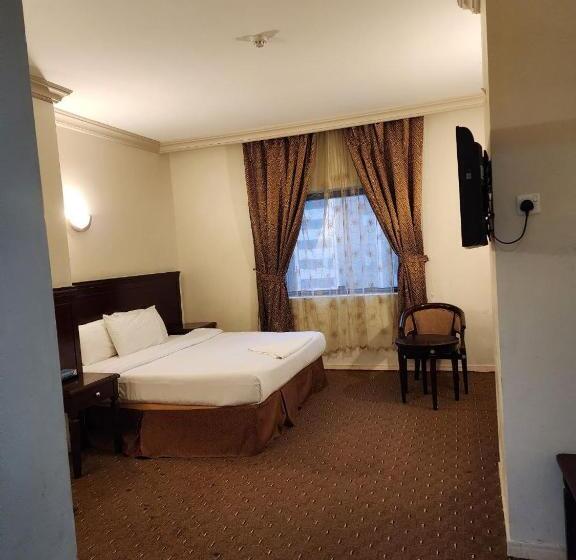 فندق مسارات المشاعر