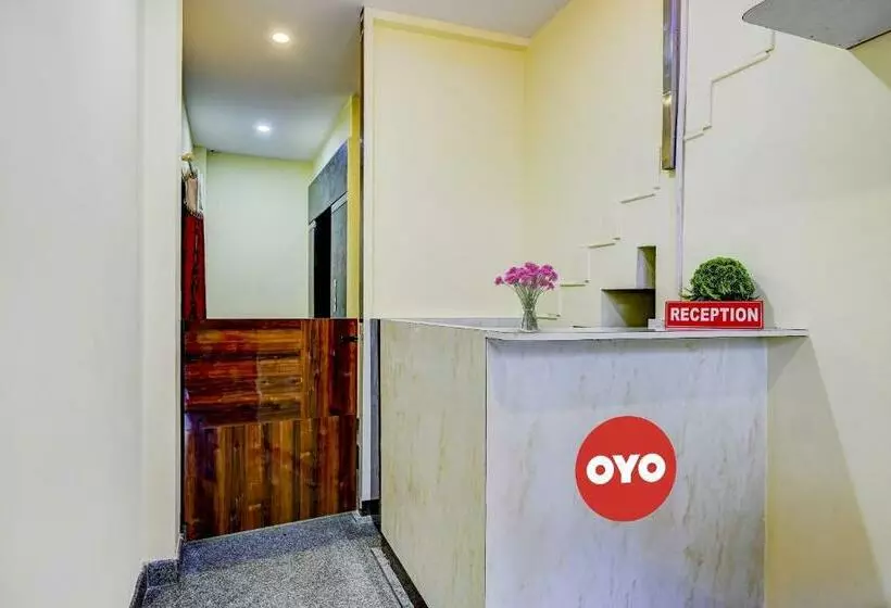هتل Oyo Flagship Navarang Residency
