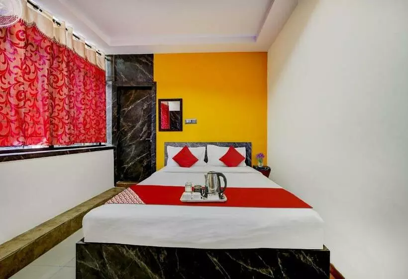هتل Oyo Flagship Navarang Residency