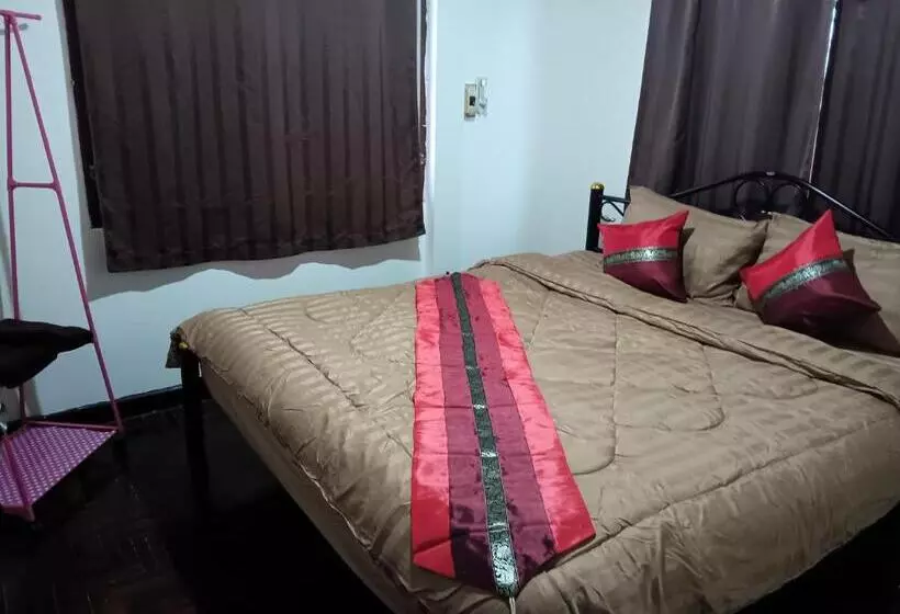 Hug Glur House Tour And Hostel