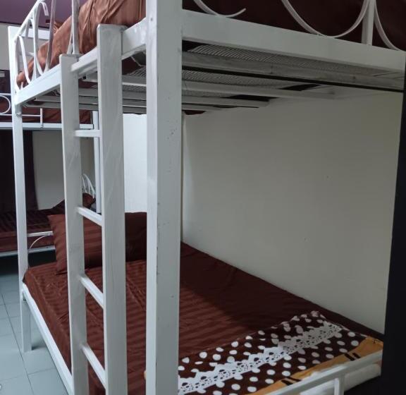 Hug Glur House Tour And Hostel