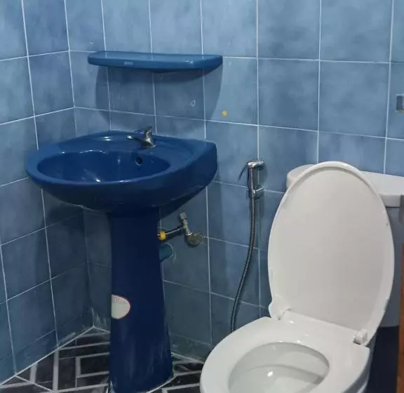 Hug Glur House Tour And Hostel