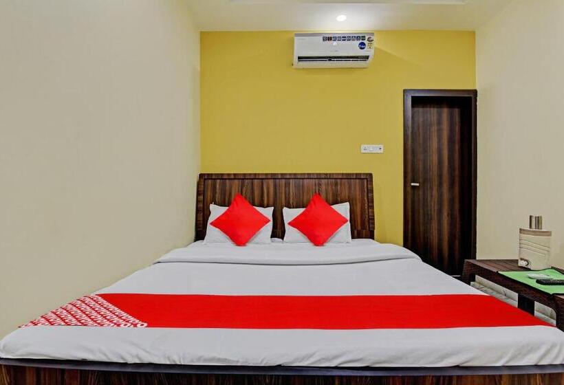 Oyo Flagship Hotel Royal Palace