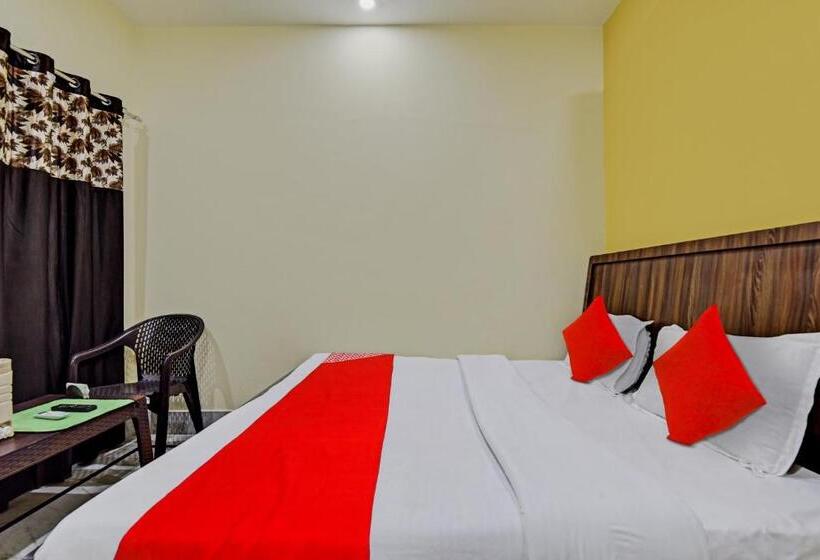 Oyo Flagship Hotel Royal Palace