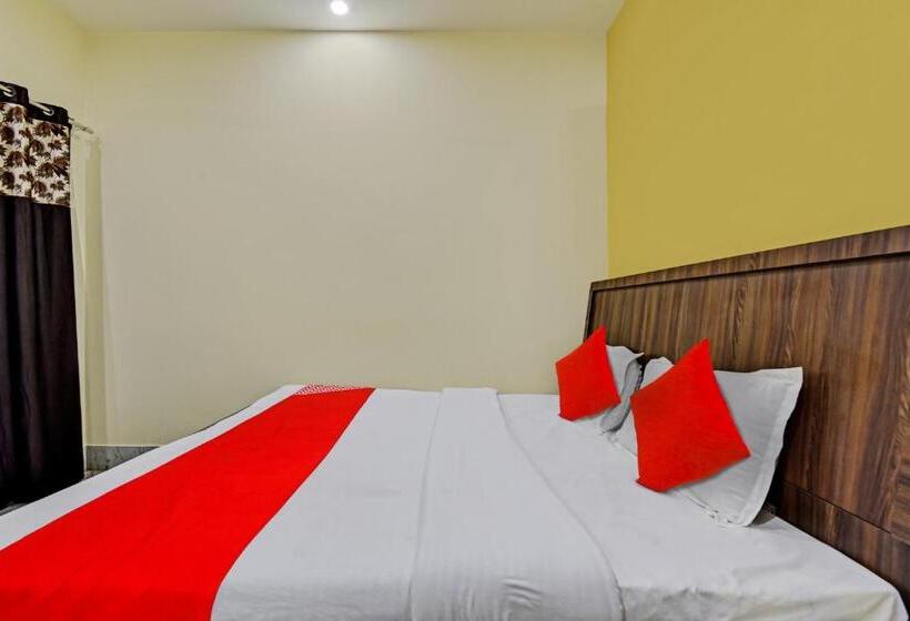 Oyo Flagship Hotel Royal Palace