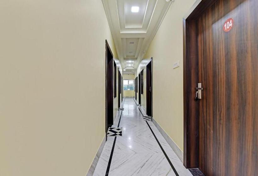 Oyo Flagship Hotel Royal Palace