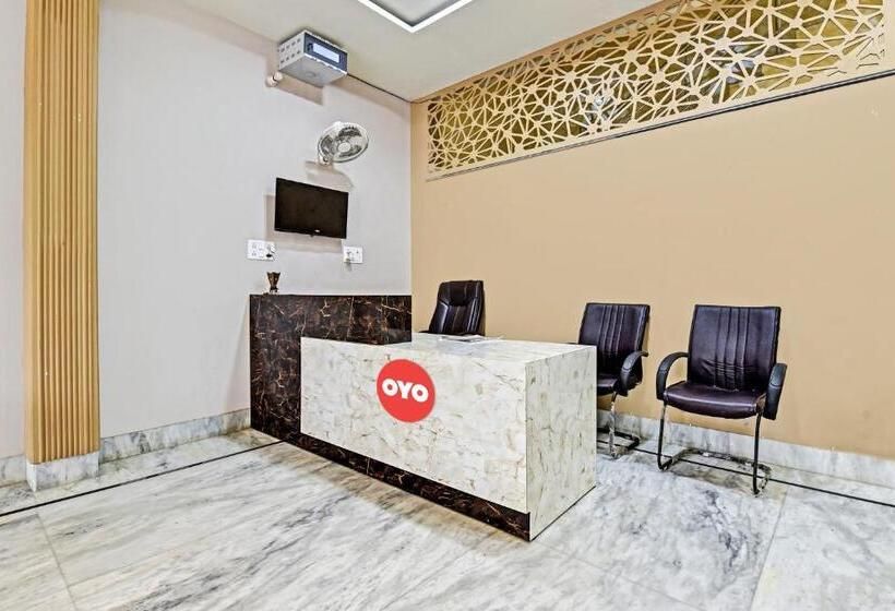 Oyo Flagship Hotel Royal Palace