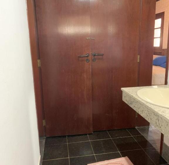 پانسیون Canto Das Toninhas Guest House