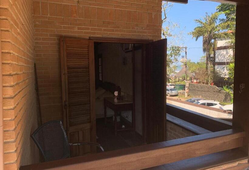 پانسیون Canto Das Toninhas Guest House