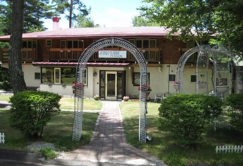 ベッドアンドブレックファースト Hirotani Pension
