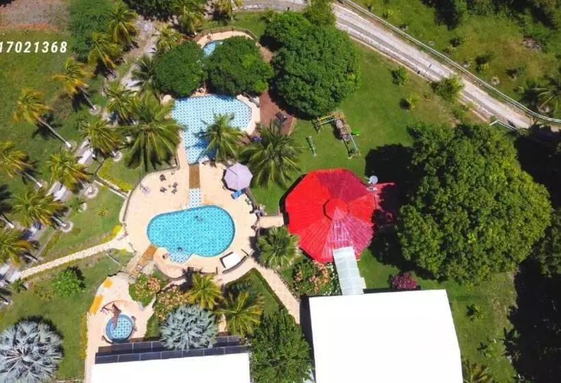 Finca Hotel California