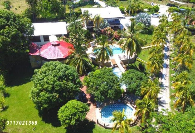 Finca Hotel California