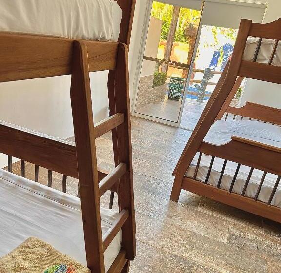 Finca Hotel California