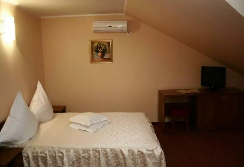 Hotelli Casa De Piatra