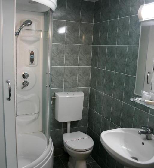 בית מלון כפרי Casa De Piatra