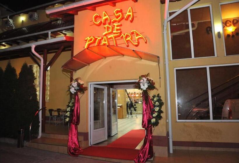 בית מלון כפרי Casa De Piatra