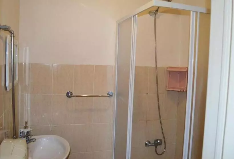 پانسیون Alfama Guest House