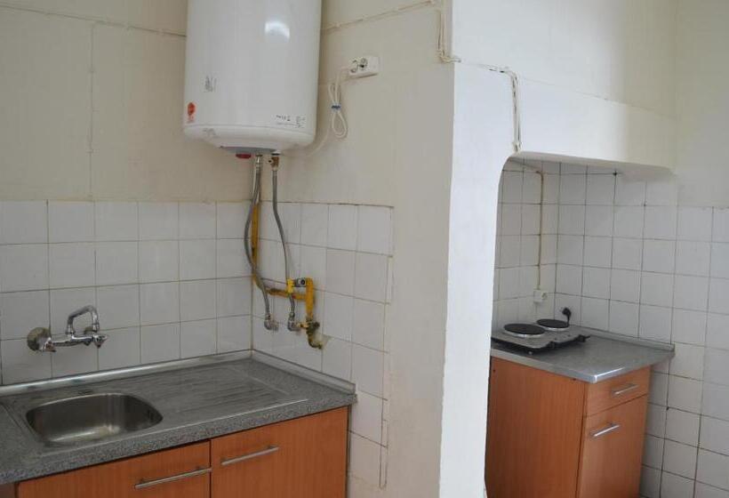 پانسیون Alfama Guest House