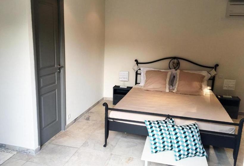 B&b Charming Saint Paul De Vence