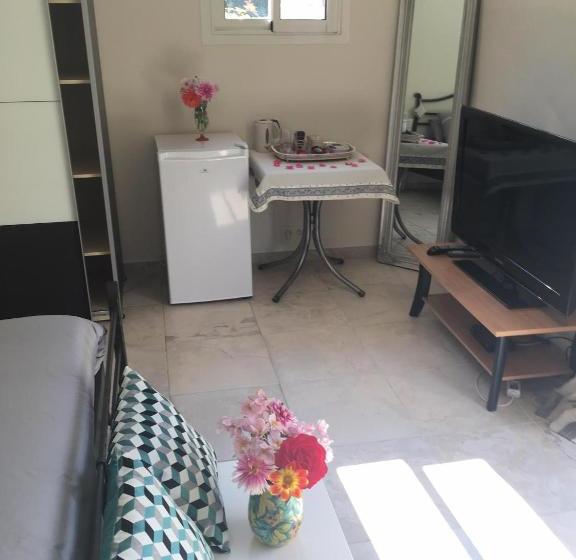 B&b Charming Saint Paul De Vence