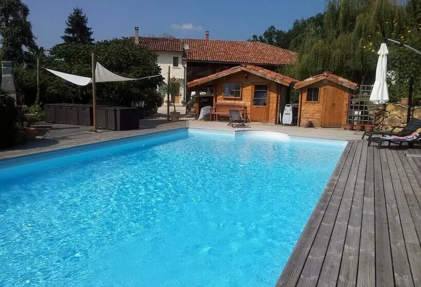 Aamiaismajoitus (B&B) Chambres D Hôtes St Jacques Adults Only