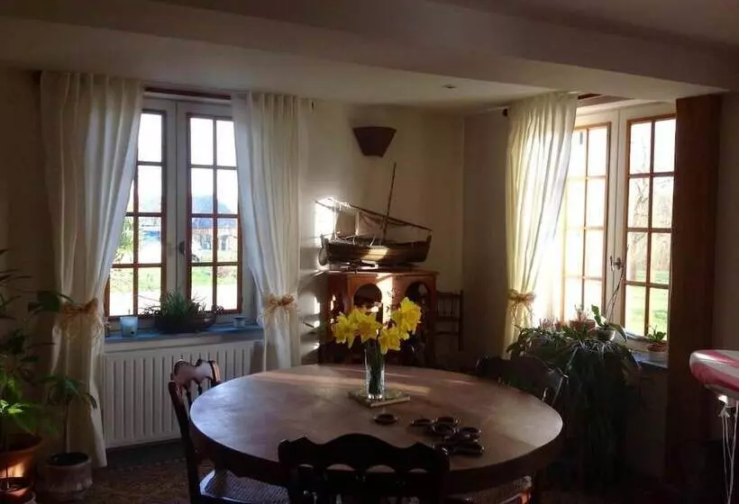 ベッドアンドブレックファースト L Orchard Chambres D Hôtes