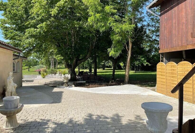 住宿加早餐  Le Domaine De Canesse