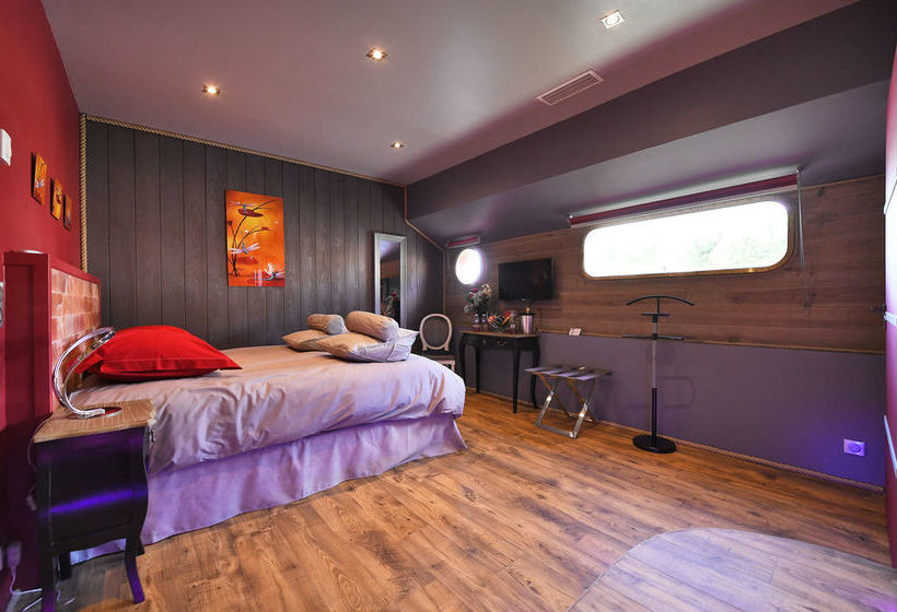 مبيت وإفطار Péniche Tic Et Tac