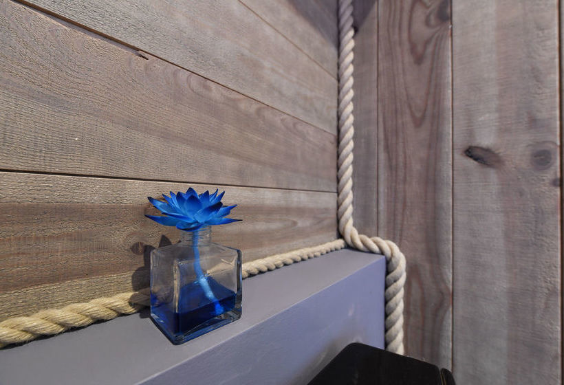 مبيت وإفطار Péniche Tic Et Tac