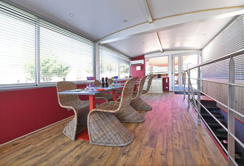 مبيت وإفطار Péniche Tic Et Tac