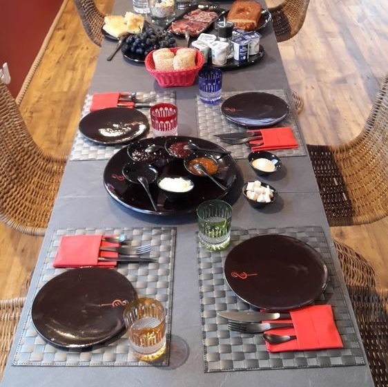 مبيت وإفطار Péniche Tic Et Tac