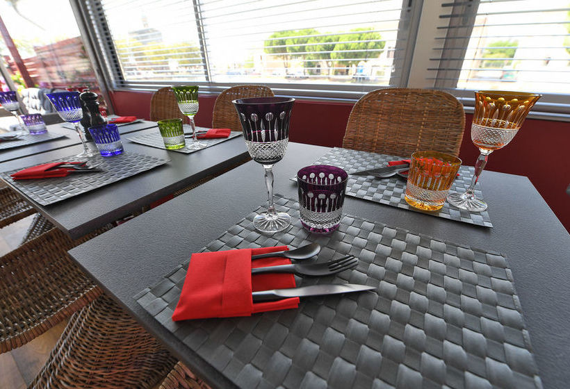 مبيت وإفطار Péniche Tic Et Tac