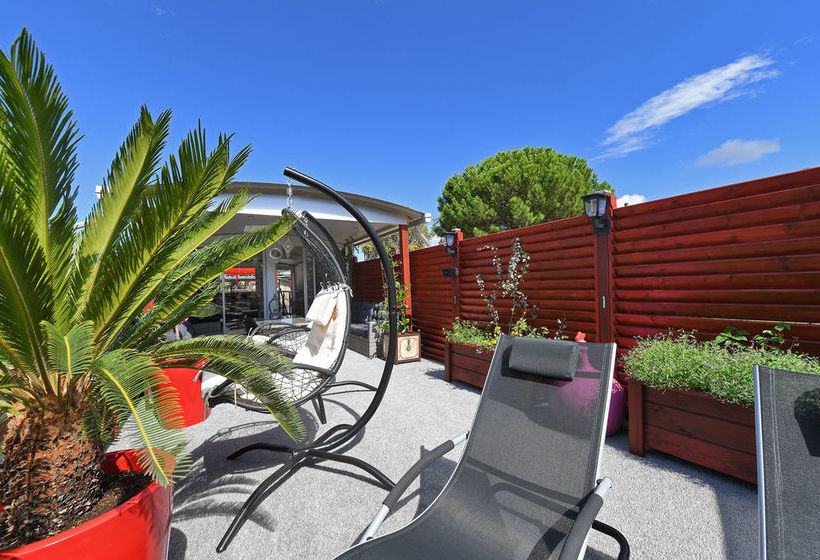 مبيت وإفطار Péniche Tic Et Tac