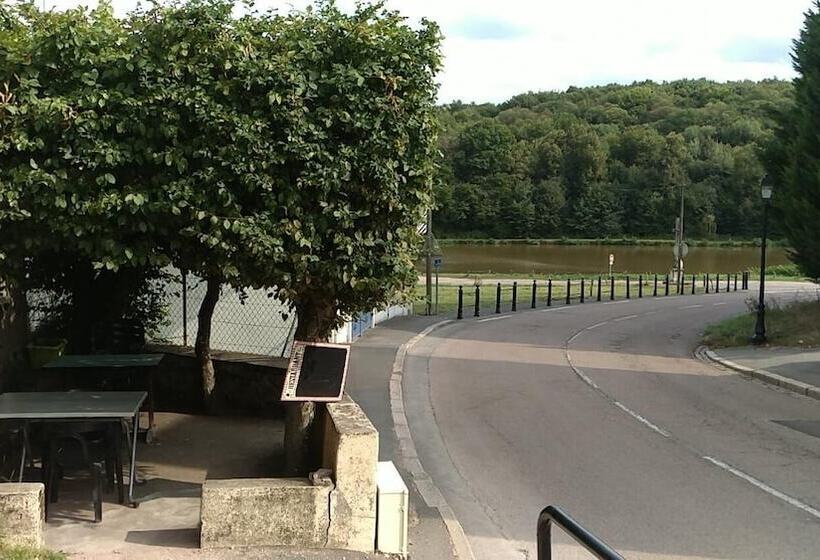 בית מלון כפרי Auberge Du Vieux Moulin