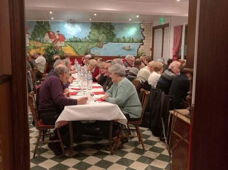 בית מלון כפרי Auberge Du Vieux Moulin