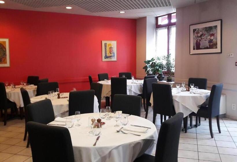 Logis Hotel Du Parc Restaurant   Le Rouget De Lisle