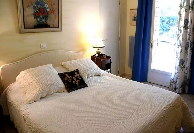 Les Chambres D Adeline B&b