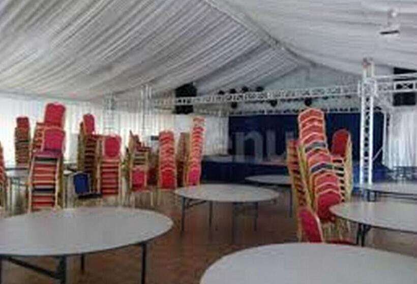 پانسیون Room In Lodge Sweet Spirit Hotels Suites Mardezok