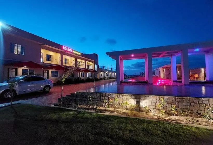 Hotelli Holiday Beach Resort Mandarmani