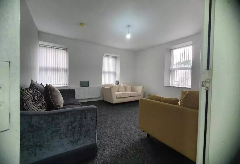 Aamiaismajoitus (B&B) Blackwood Residence