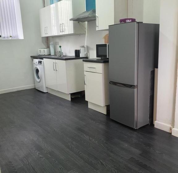 مبيت وإفطار Blackwood Residence