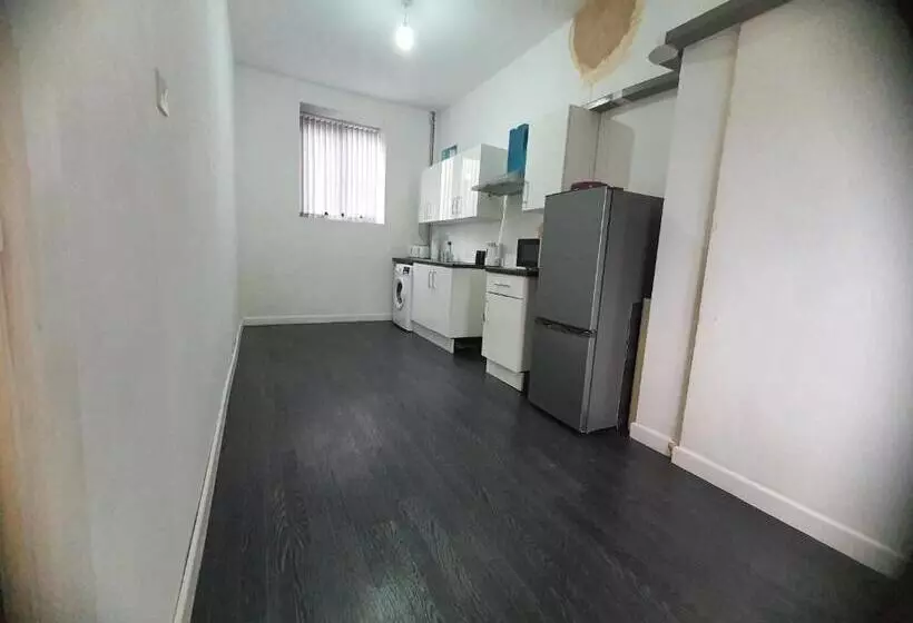 Aamiaismajoitus (B&B) Blackwood Residence