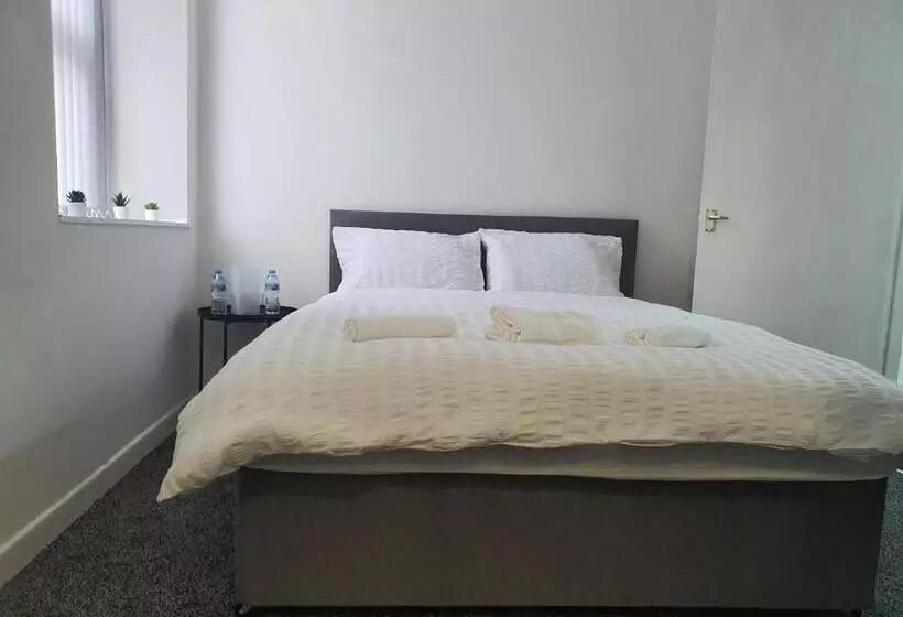 Aamiaismajoitus (B&B) Blackwood Residence